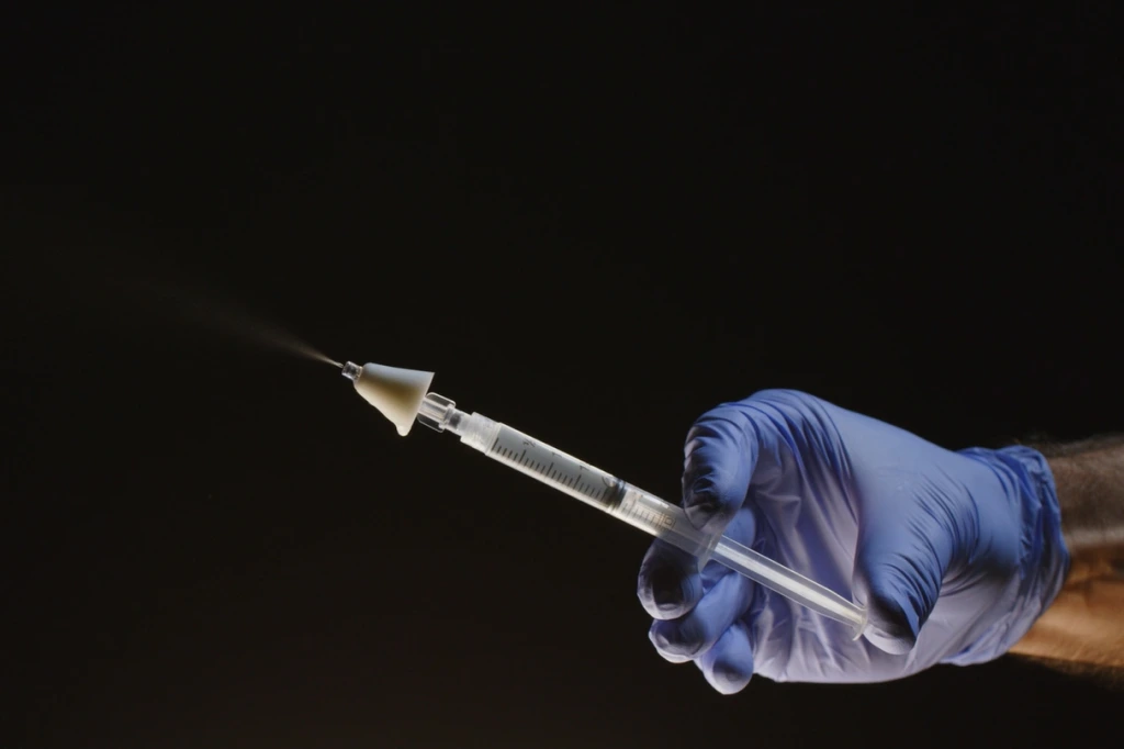Nasal COVID-19 Vaccine Shows Promise in Phase 1 Clinical Trial